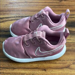 Nike Roshe One